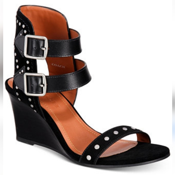 💫🎉 HP Coach: Odessa Wedge Rivets Sandals NWOT - Picture 1 of 8
